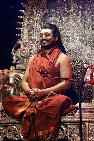 https://nithyananda.org/sites/default/files/photo-gallery/2017-12-Dec-23-nithyananda-diary_bengaluru-aadheenam_initiation-process_7T7A9861.jpg?1515827772