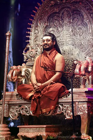 https://nithyananda.org/sites/default/files/photo-gallery/2017-12-Dec-23-nithyananda-diary_bengaluru-aadheenam_initiation-process_7T7A9863.jpg?1515827777
