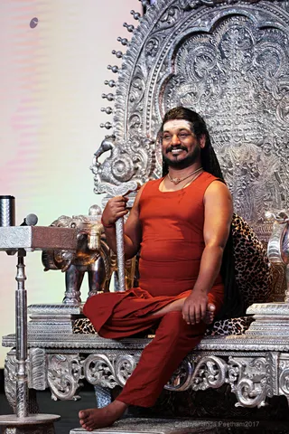 https://nithyananda.org/sites/default/files/photo-gallery/2017-12-Dec-23-nithyananda-diary_bengaluru-aadheenam_nithyananda-yoga-session_7T7A8959.jpg?1515827533