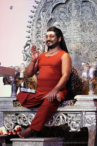 https://nithyananda.org/sites/default/files/photo-gallery/2017-12-Dec-23-nithyananda-diary_bengaluru-aadheenam_nithyananda-yoga-session_7T7A8972.jpg?1515827543