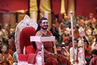 https://nithyananda.org/sites/default/files/photo-gallery/2017-12-Dec-26-nithyananda-diary_bengaluru-aadheenam_mandala-process_7T7A9946.jpg?1515844596