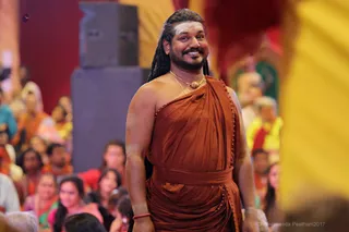 https://nithyananda.org/sites/default/files/photo-gallery/2017-12-Dec-26-nithyananda-diary_bengaluru-aadheenam_mandala-process_7T9A0136.jpg?1515844767