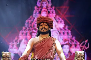 https://nithyananda.org/sites/default/files/photo-gallery/2017-12-Dec-27-nithyananda-diary_bengaluru-aadheenam_mahasadashiva-darshan_7T7A0337_0.jpg?1516417330