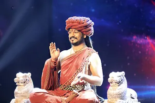 https://nithyananda.org/sites/default/files/photo-gallery/2017-12-Dec-27-nithyananda-diary_bengaluru-aadheenam_mahasadashiva-darshan_7T7A0372_0.jpg?1516417362