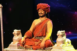 https://nithyananda.org/sites/default/files/photo-gallery/2017-12-Dec-27-nithyananda-diary_bengaluru-aadheenam_mahasadashiva-darshan_7T7A0442_0.jpg?1516417517