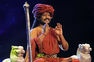 https://nithyananda.org/sites/default/files/photo-gallery/2017-12-Dec-27-nithyananda-diary_bengaluru-aadheenam_mahasadashiva-darshan_7T9A0266.jpg?1516417943