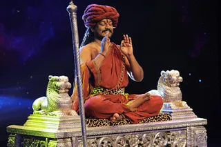 https://nithyananda.org/sites/default/files/photo-gallery/2017-12-Dec-27-nithyananda-diary_bengaluru-aadheenam_mahasadashiva-darshan_7T9A0267.jpg?1516417952