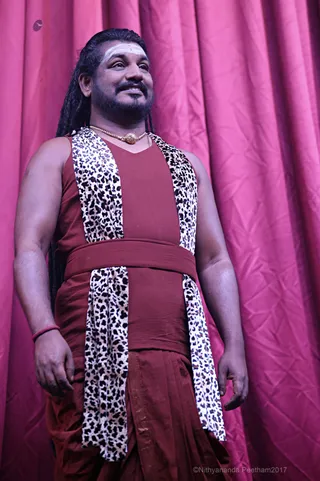 https://nithyananda.org/sites/default/files/photo-gallery/2017-12-Dec-29-nithyananda-diary_bengaluru-aadheenam_nithyananda-yoga_7T7A1976.jpg?1516419601