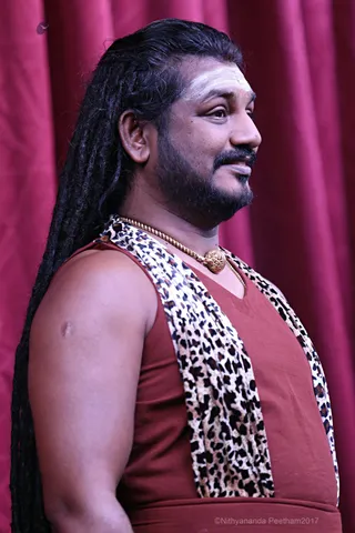 https://nithyananda.org/sites/default/files/photo-gallery/2017-12-Dec-29-nithyananda-diary_bengaluru-aadheenam_nithyananda-yoga_7T7A1980.jpg?1516419607