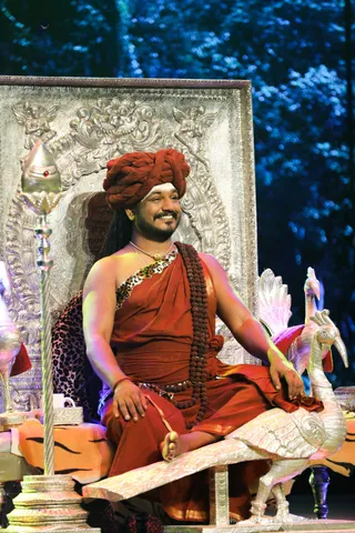 https://nithyananda.org/sites/default/files/photo-gallery/2017-12-Dec-30-nithyananda-diary_bengaluru-aadheenam_nithyananda-yoga_7T7A2040.jpg