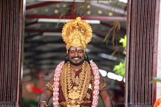 https://nithyananda.org/sites/default/files/photo-gallery/2017-12-Dec-31-nithyananda-diary_bengaluru-aadheenam_nithyananda-brahmotsavam-dhwajarohanam_7T7A2381.jpg?1516954744