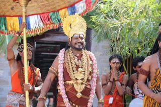 https://nithyananda.org/sites/default/files/photo-gallery/2017-12-Dec-31-nithyananda-diary_bengaluru-aadheenam_nithyananda-brahmotsavam-dhwajarohanam_7T7A2385.jpg?1516954771