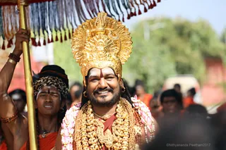 https://nithyananda.org/sites/default/files/photo-gallery/2017-12-Dec-31-nithyananda-diary_bengaluru-aadheenam_nithyananda-brahmotsavam-dhwajarohanam_7T7A2387.jpg?1516954776