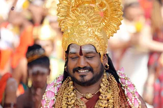 https://nithyananda.org/sites/default/files/photo-gallery/2017-12-Dec-31-nithyananda-diary_bengaluru-aadheenam_nithyananda-brahmotsavam-dhwajarohanam_7T7A2389.jpg?1516954782