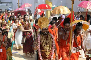https://nithyananda.org/sites/default/files/photo-gallery/2017-12-Dec-31-nithyananda-diary_bengaluru-aadheenam_nithyananda-brahmotsavam-dhwajarohanam_7T7A2392.jpg?1516954794