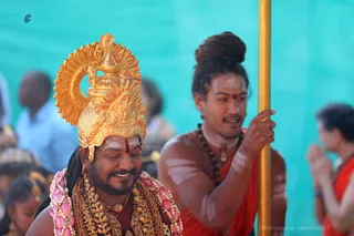 https://nithyananda.org/sites/default/files/photo-gallery/2017-12-Dec-31-nithyananda-diary_bengaluru-aadheenam_nithyananda-brahmotsavam-dhwajarohanam_7T7A2412.jpg?1516954813