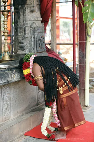 https://nithyananda.org/sites/default/files/photo-gallery/2017-12-Dec-31-nithyananda-diary_bengaluru-aadheenam_nithyananda-brahmotsavam-dhwajarohanam_7T7A2416.jpg?1516954818