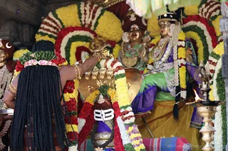 https://nithyananda.org/sites/default/files/photo-gallery/2017-12-Dec-31-nithyananda-diary_bengaluru-aadheenam_nithyananda-brahmotsavam-dhwajarohanam_7T7A2425.jpg?1516954832