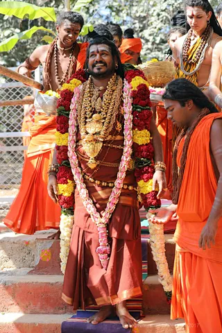 https://nithyananda.org/sites/default/files/photo-gallery/2017-12-Dec-31-nithyananda-diary_bengaluru-aadheenam_nithyananda-brahmotsavam-dhwajarohanam_7T7A2472.jpg?1516955017