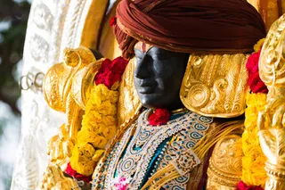 http://nithyananda.org/sites/default/files/photo-gallery/2017-1jan-10th-nithyananda-diary_DSC_3612_bengaluru-aadheenam-temple-dakshinamurthi.jpg