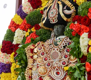 http://nithyananda.org/sites/default/files/photo-gallery/2017-1jan-11th-nithyananda-diary_DSC_4207_bengaluru-aadheenam-arudra-darshan-procession.jpg