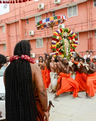 http://nithyananda.org/sites/default/files/photo-gallery/2017-1jan-11th-nithyananda-diary_DSC_4423_bengaluru-aadheenam-arudra-darshan-procession-swamiji.jpg