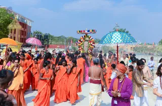 http://nithyananda.org/sites/default/files/photo-gallery/2017-1jan-11th-nithyananda-diary_DSC_4450_bengaluru-aadheenam-arudra-darshan-procession.jpg