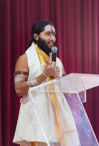http://nithyananda.org/sites/default/files/photo-gallery/2017-1jan-14th-nithyananda-diary_DSC_6059_bengaluru-aadheenam-glimpses-sharings.jpg