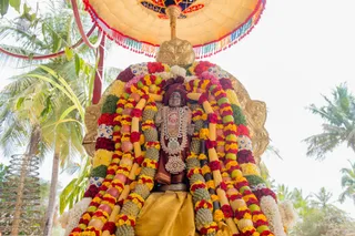 http://nithyananda.org/sites/default/files/photo-gallery/2017-1jan-14th-nithyananda-diary_DSC_6525_bengaluru-aadheenam-temple-pongal-festival-deity.jpg