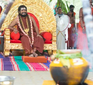 http://nithyananda.org/sites/default/files/photo-gallery/2017-1jan-14th-nithyananda-diary_DSC_6550_bengaluru-aadheenam-temple-pongal-festival-swamiji.jpg