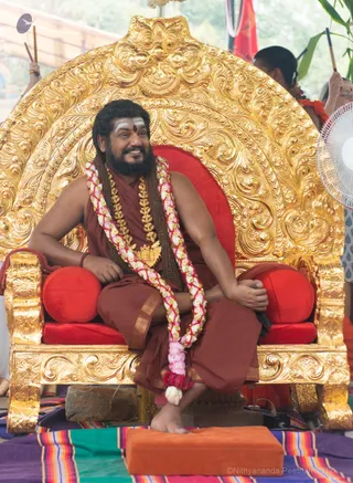 http://nithyananda.org/sites/default/files/photo-gallery/2017-1jan-14th-nithyananda-diary_DSC_6614_bengaluru-aadheenam-temple-pongal-festival-swamiji.jpg