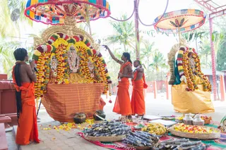 http://nithyananda.org/sites/default/files/photo-gallery/2017-1jan-14th-nithyananda-diary_DSC_6921_bengaluru-aadheenam-temple-pongal-festival-puja.jpg