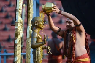 http://nithyananda.org/sites/default/files/photo-gallery/2017-1jan-9th-nithyananda-diary_DSC_2949_bengaluru-aadheenam-rudrabhishekam.jpg