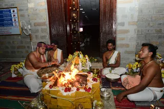 Vishesha Deeksha, Homa