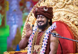 http://nithyananda.org/sites/default/files/photo-gallery/2017-3apr-14th-nithyananda-diary_DSC_0840_bengaluru-aadheenam-nithya-satsang-tamil-newyear-inagurations-swamiji.jpg
