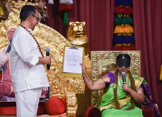 http://nithyananda.org/sites/default/files/photo-gallery/2017-3apr-20th-nithyananda-diary_DSC_3379_bengaluru-aadheenam-IA-day1-manifesting-shaktis-demo.jpg