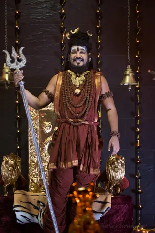 http://nithyananda.org/sites/default/files/photo-gallery/2017-3apr-20th-nithyananda-diary_DSC_3863_bengaluru-aadheenam-IA-day1-sadashiva-darshan-swamiji.jpg