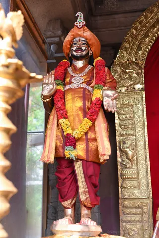 http://nithyananda.org/sites/default/files/photo-gallery/2017-3apr-21st-nithyananda-diary_DSC_4296_bengaluru-aadheenam-IA-day2-temple-bhagavan-murthy-shiva-leela-alankar.jpg