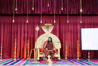 http://nithyananda.org/sites/default/files/photo-gallery/2017-3apr-21st-nithyananda-diary_DSC_5049_bengaluru-aadheenam-IA-day2-identity-session-swamiji.jpg
