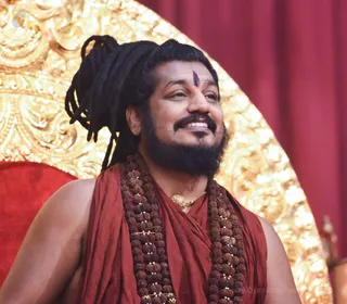 http://nithyananda.org/sites/default/files/photo-gallery/2017-3apr-21st-nithyananda-diary_DSC_5289_bengaluru-aadheenam-IA-day2-energy-darshan.jpg
