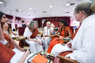 http://nithyananda.org/sites/default/files/photo-gallery/2017-3apr-22nd-nithyananda-diary_DSC_5672_bengaluru-aadheenam-IA-day3-shaktis-session-mahayoga.jpg