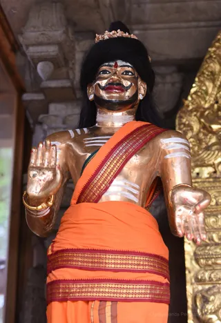 http://nithyananda.org/sites/default/files/photo-gallery/2017-3apr-23rd-nithyananda-diary_DSC_6067_bengaluru-aadheenam-IA-day4-temple-deities.jpg