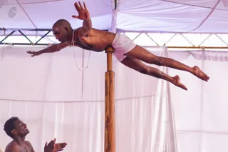 Nithyananda Yoga - Mallakhamba