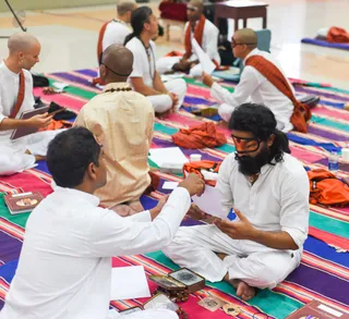 Manifesting Shaktis Session - Blindfold Reading