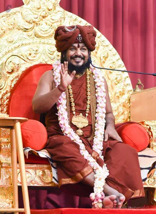 http://nithyananda.org/sites/default/files/photo-gallery/2017-3apr-29th-nithyananda-diary_DSC_1963_bengaluru-aadheenam-byob2-day1-session-swamiji.jpg