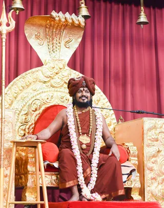 http://nithyananda.org/sites/default/files/photo-gallery/2017-3apr-29th-nithyananda-diary_DSC_1980_bengaluru-aadheenam-byob2-day1-session-swamiji.jpg