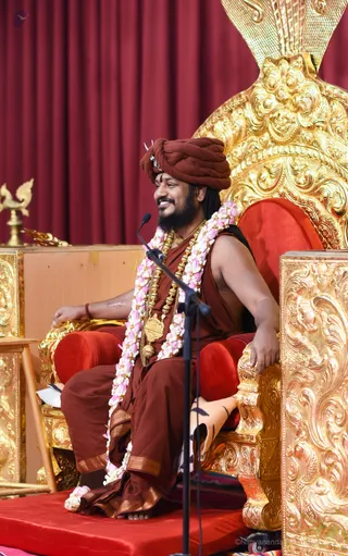 http://nithyananda.org/sites/default/files/photo-gallery/2017-3apr-29th-nithyananda-diary_DSC_2091_bengaluru-aadheenam-byob2-day1-session-swamiji.jpg