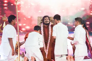 http://nithyananda.org/sites/default/files/photo-gallery/2017-3apr-2nd-nithyananda-diary_DSC_5115_bengaluru-aadheenam-nithyanandam-kids-darshan-swamiji.jpg
