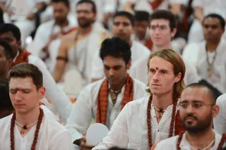 http://nithyananda.org/sites/default/files/photo-gallery/2017-3mar-10th-nithyananda-diary_DSC_7422_bengaluru-aadheenam-IA-Day13-LSP-session7-crowd.jpg