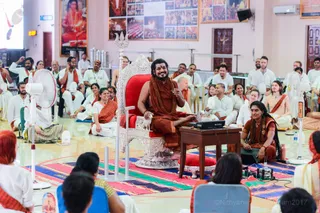 http://nithyananda.org/sites/default/files/photo-gallery/2017-3mar-10th-nithyananda-diary_DSC_7673_bengaluru-aadheenam-IA-Day13-mandala-process-swamiji.jpg